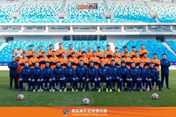  青島海牛一線隊(duì)名單：老將鄭龍、薩里奇坐鎮(zhèn)，金洋洋等新援在列